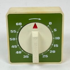 Vintažinis “Junghans” mechaninis laikmatis (max 60 min) 5x7x7 cm