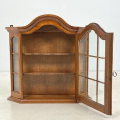 Ąžuolinė pakabinama spintelė su stiklu 17,5x68x66,5 cm