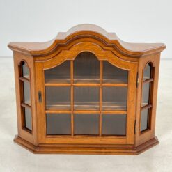 Ąžuolinė pakabinama spintelė su stiklu 20,5x81x65 cm