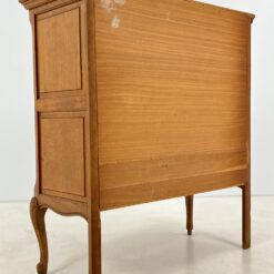 Ąžuolinė dviejų durų ir vieno stalčiaus komoda 45x107x119 cm