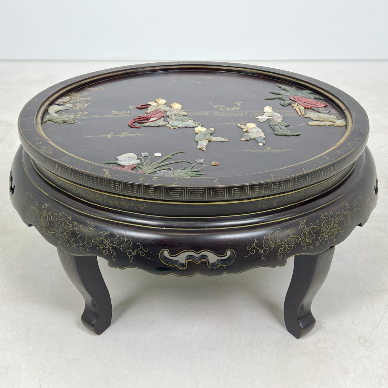 HL0264-stalai-0 Rytietiškas sulankstomas staliukas su akmens dekoracijomis 91x91x43 cm