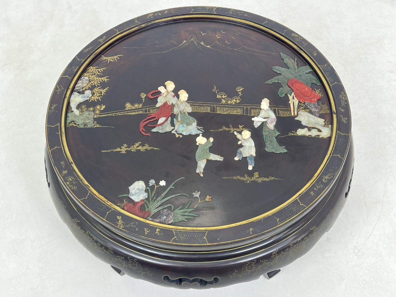 HL0264-stalai-5 Rytietiškas sulankstomas staliukas su akmens dekoracijomis 91x91x43 cm