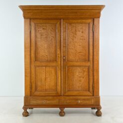 Ąžuolinė dviejų durų ir dviejų stalčių rūbų spinta 56x161x206 cm