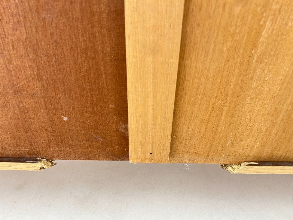 HL0267-spintos-13 Ilga ąžuolinė penkių durų ir trijų stalčių spinta 60x295x187 cm