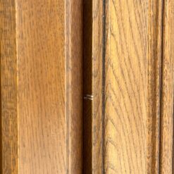 Ilga ąžuolinė penkių durų ir trijų stalčių spinta 60x295x187 cm