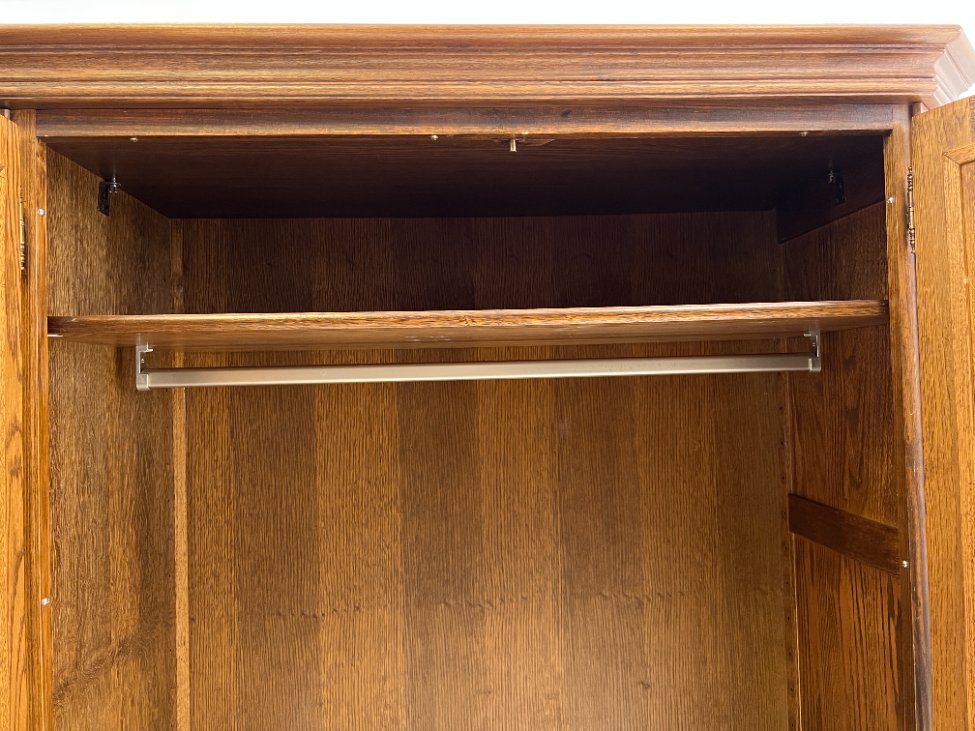 HL0267-spintos-7 Ilga ąžuolinė penkių durų ir trijų stalčių spinta 60x295x187 cm