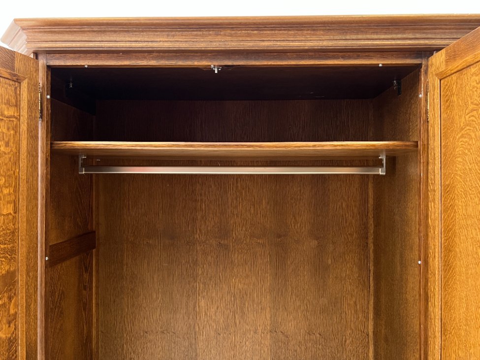 HL0267-spintos-8 Ilga ąžuolinė penkių durų ir trijų stalčių spinta 60x295x187 cm