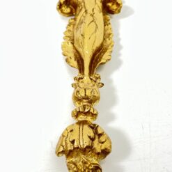 Sieniniai žalvariniai dviejų šakų šviestuvai stiklo gaubtais “Angelas” 2 vnt. komplektas 23x39x84 cm