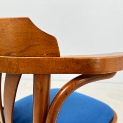 Medinis krėslas mėlynos spalvos gobeleno sėdimąja dalimi 47x51x78 cm, 49 cm