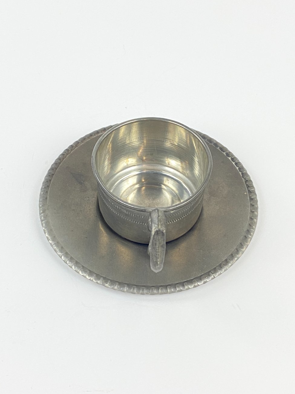 HN1190-servizai-3 Alavinių lėkštutės ir puodelio 60 ml komplektas 11x11x5 cm