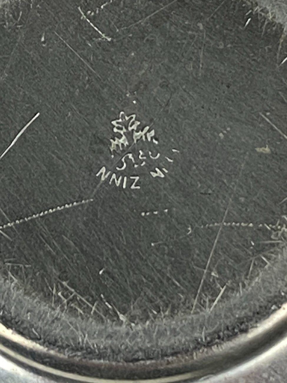 HN1190-servizai-7 Alavinių lėkštutės ir puodelio 60 ml komplektas 11x11x5 cm