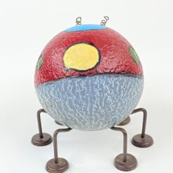 Keramikinė boružės statula metalinėmis kojomis ir ūsais 13×12,5×12,5 cm