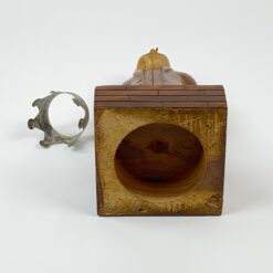 Medinė statula “Karūnuotas rūkantis vyras” 9x9x29 cm