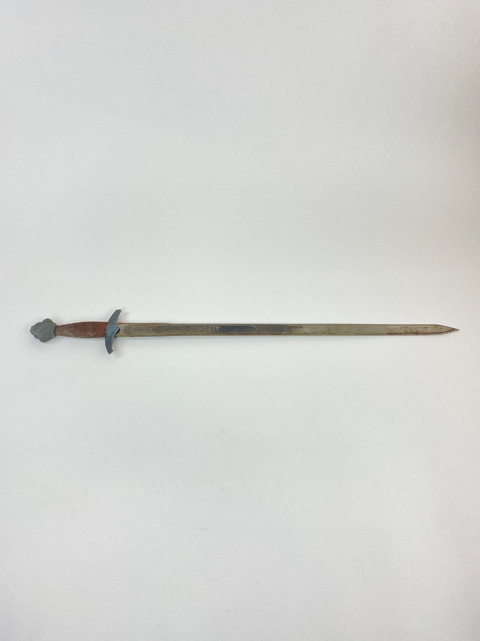 HN1218-ginklai-4 Suvenyrinis kardas Alfonso X, Toledo 74x2x10,5 cm