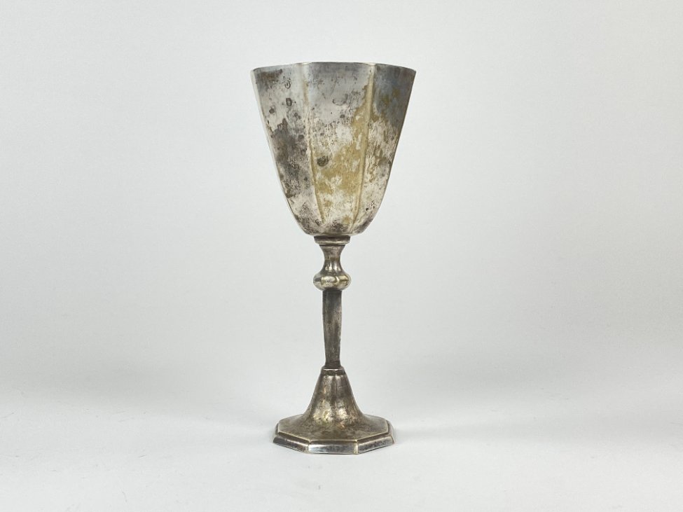 HN1224-stalo-reikmenys-2 Žalvarinė taurė 180 ml 7,5×7,5×16,5 cm