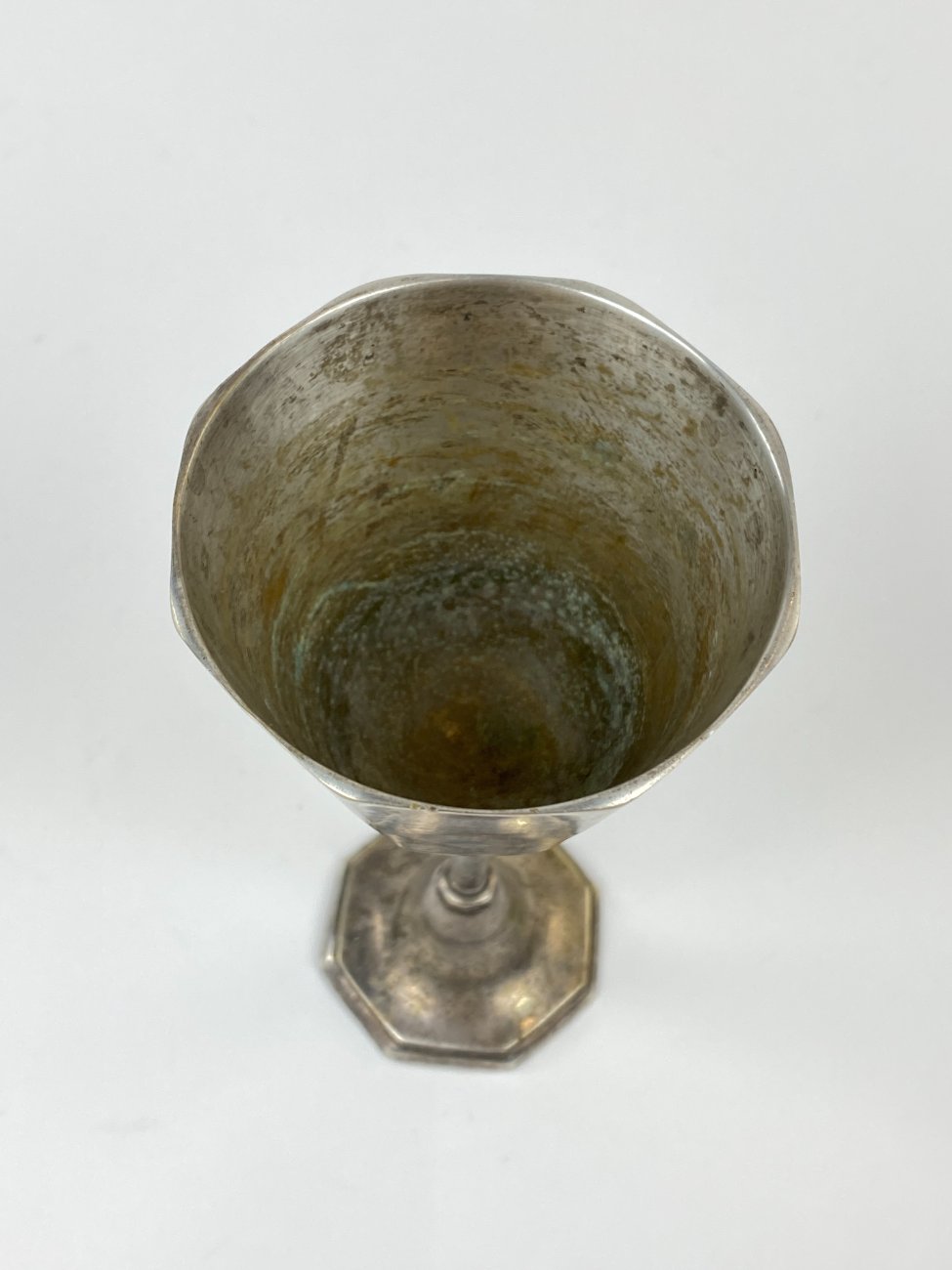 HN1224-stalo-reikmenys-6 Žalvarinė taurė 180 ml 7,5×7,5×16,5 cm
