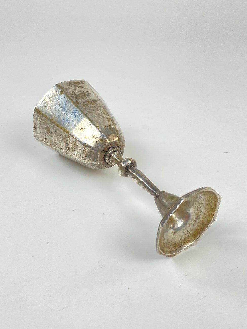 HN1224-stalo-reikmenys-9 Žalvarinė taurė 180 ml 7,5×7,5×16,5 cm