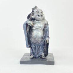 Polirezino statula "Besijuokiantis Buda" 11,5x12,5x21,5 cm