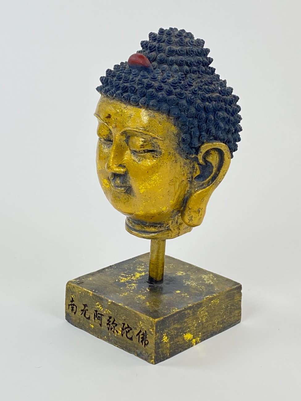 HN1262-kitokios-skulpturos-4 Budos biustas iš polirezino 12x23x25 cm