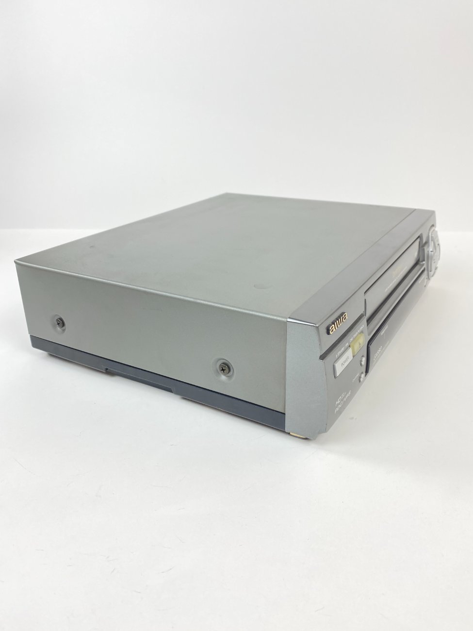 HN1300-kita-technika-5 Aiwa GX880 video grotuvas (neveikiantis) 31,5×36,5×9,5 cm