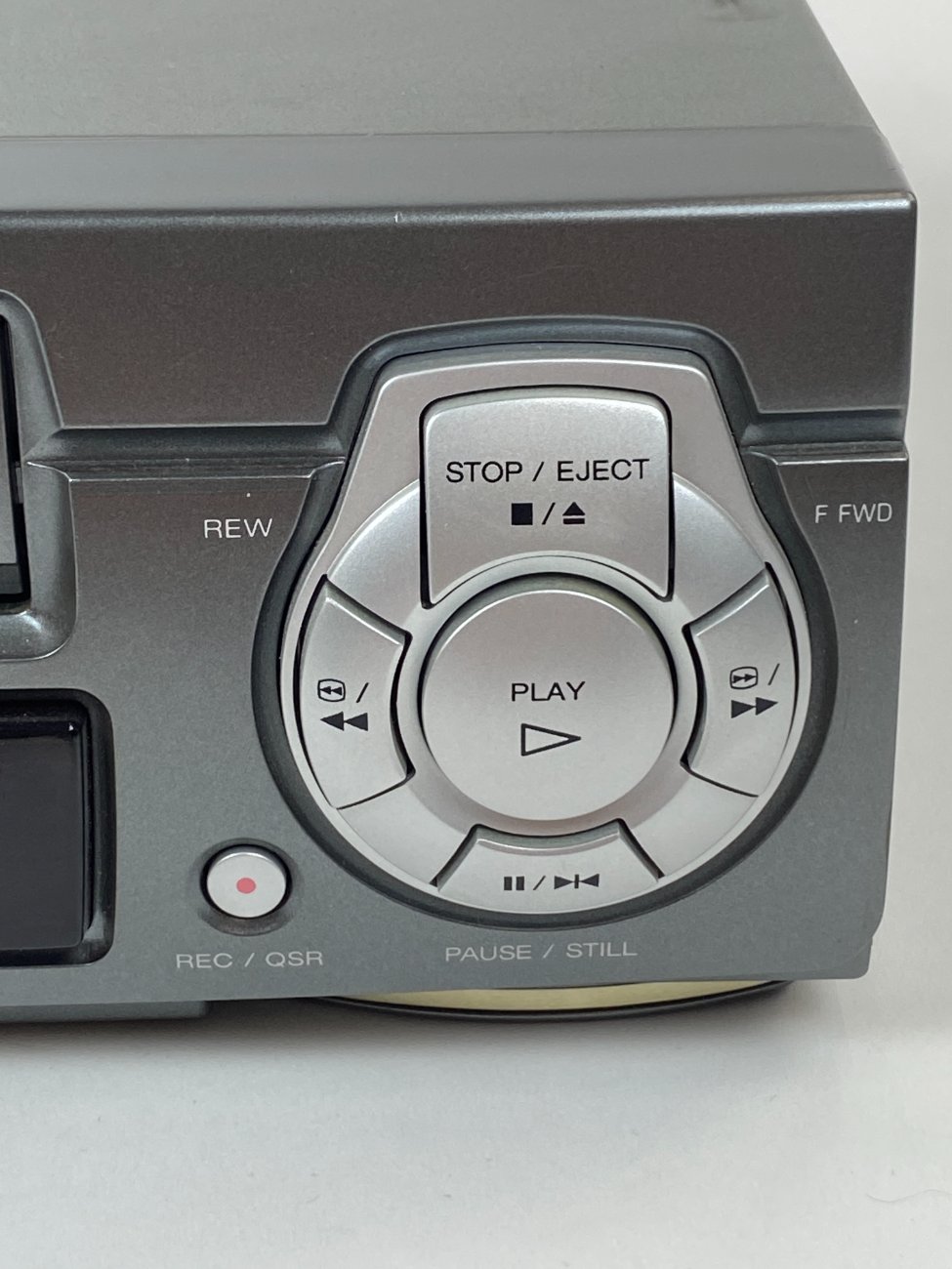 HN1300-kita-technika-8 Aiwa GX880 video grotuvas (neveikiantis) 31,5×36,5×9,5 cm