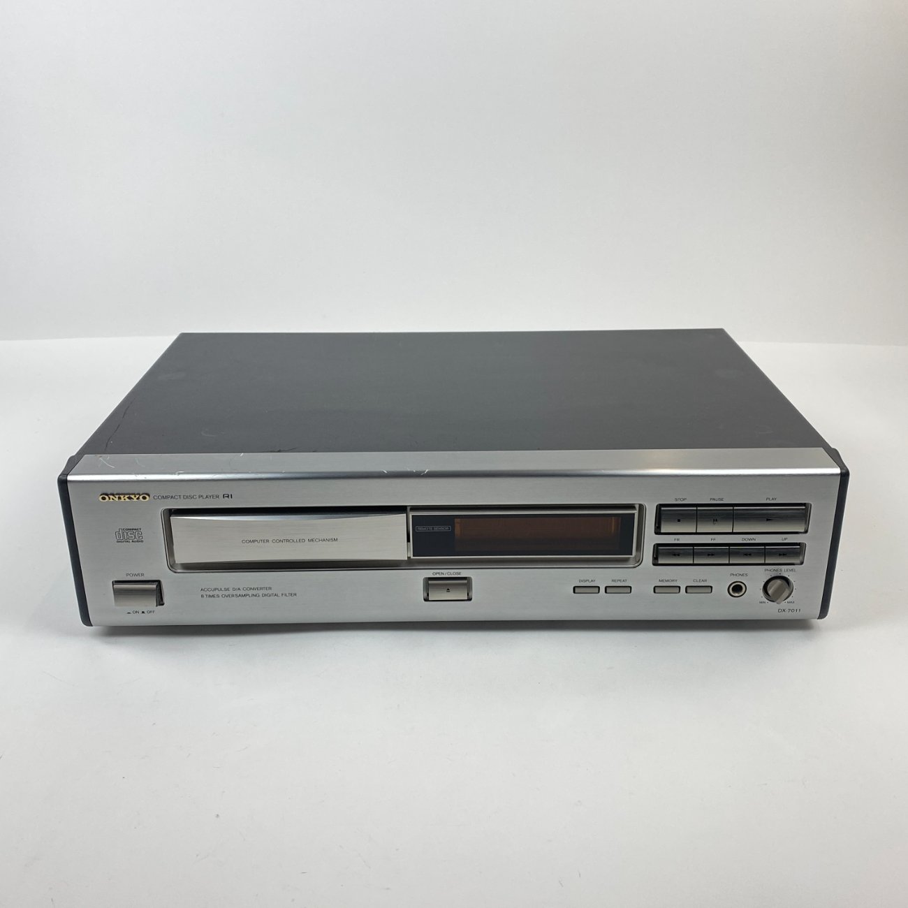 HN1313-kita-technika-0 Onkyo DX-7011 CD grotuvas 29,5x45x10 cm