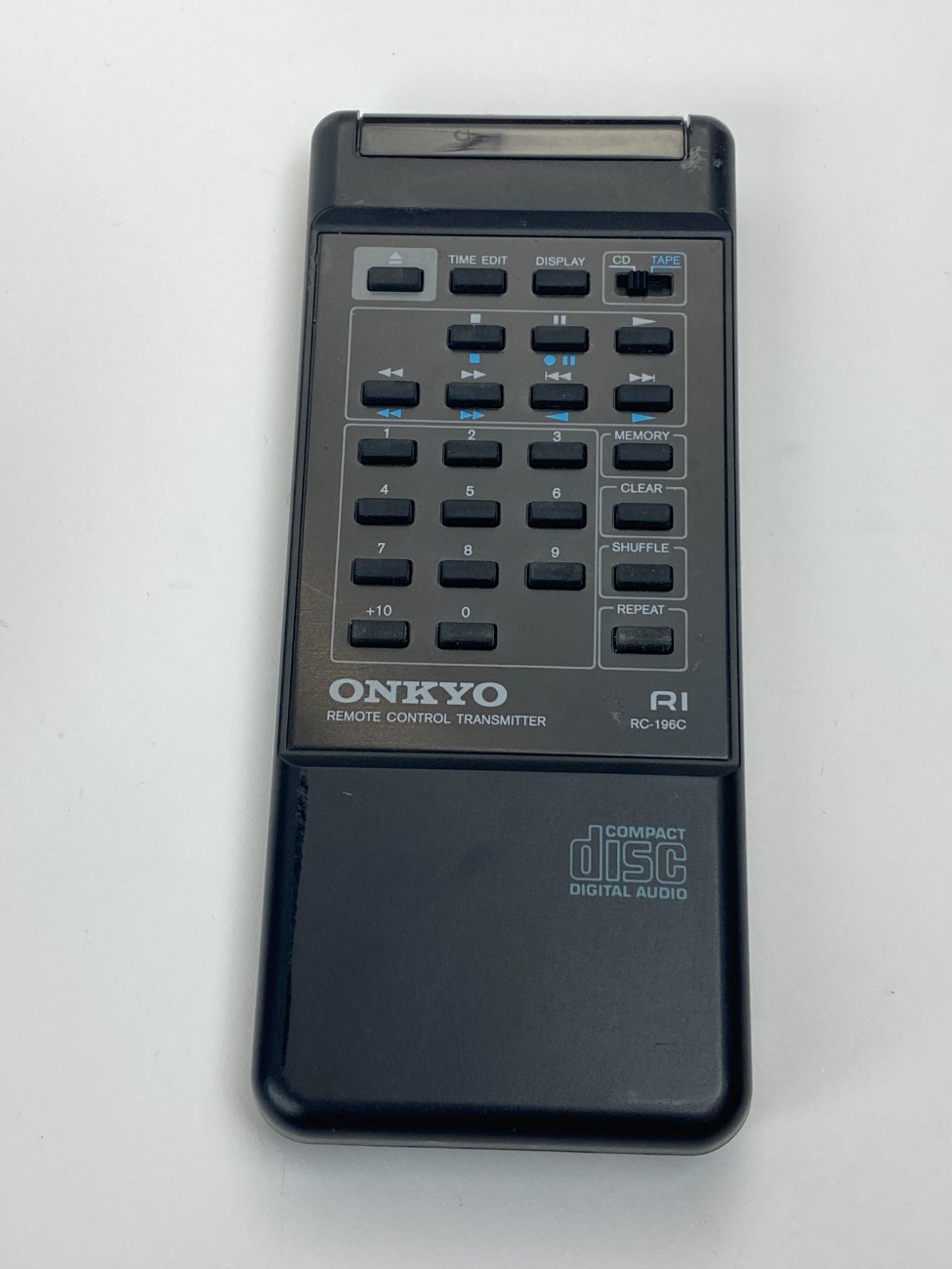 HN1313-kita-technika-18 Onkyo DX-7011 CD grotuvas 29,5x45x10 cm