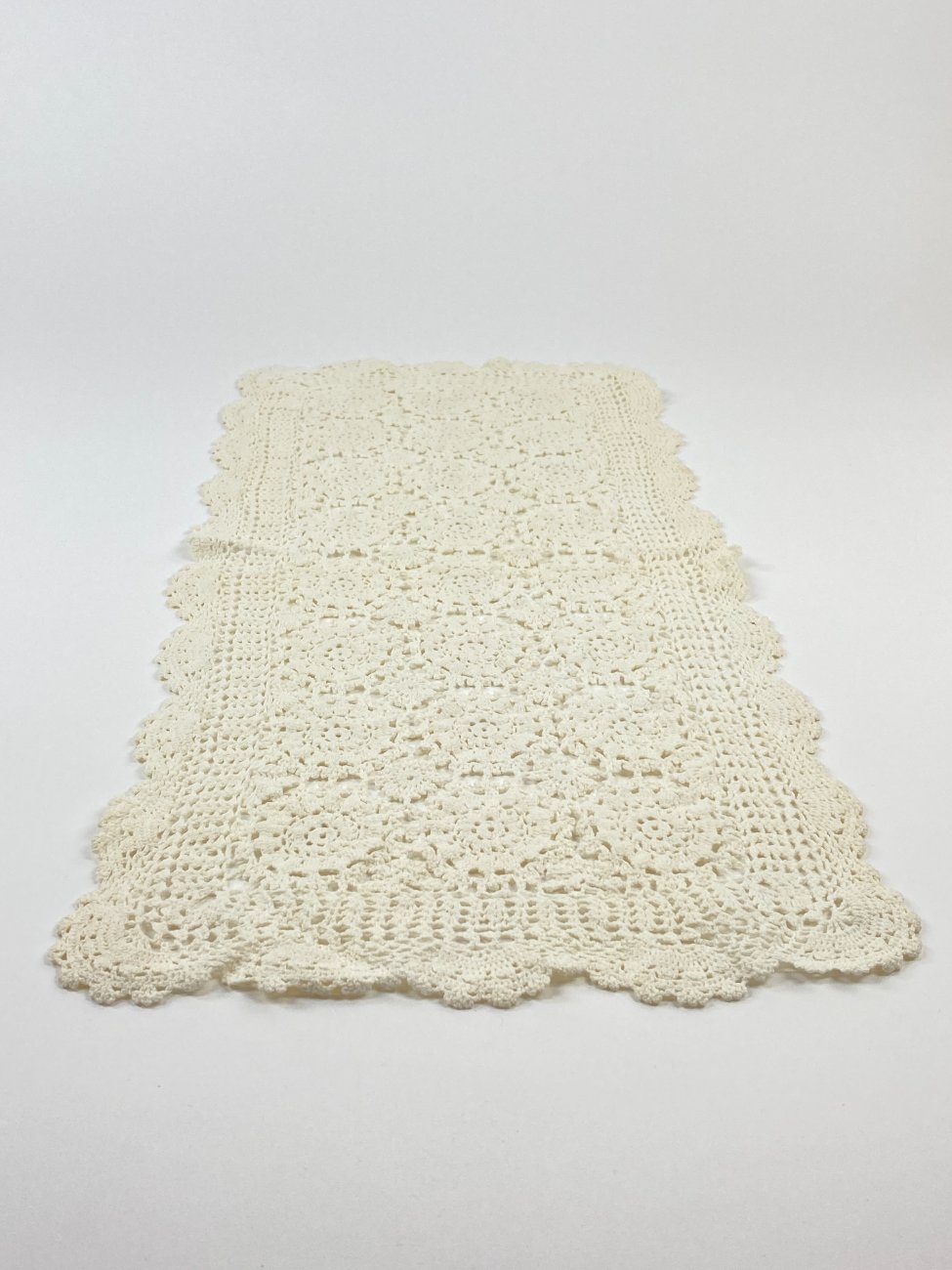 HN1315-stalo-serveteles-4 Nertas stalo takelis 68x30x0,3 cm