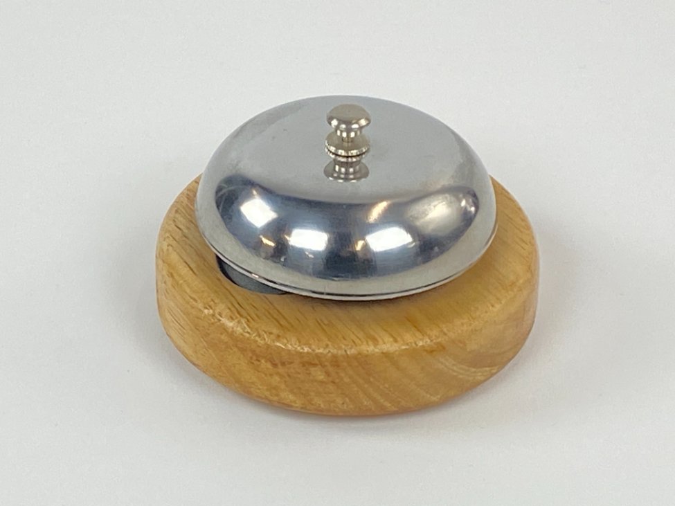 HN1317-varpai-varpeliai-2 Registratūros skambutis 9x9x6 cm