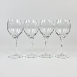 Krištolinės taurės 4 vnt. komplektas po 200 ml 7,5x7,5x18 cm