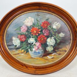 Ovalus gėlių puokštės natiurmortas riešutmedžio rėme 6,5x71x61 cm