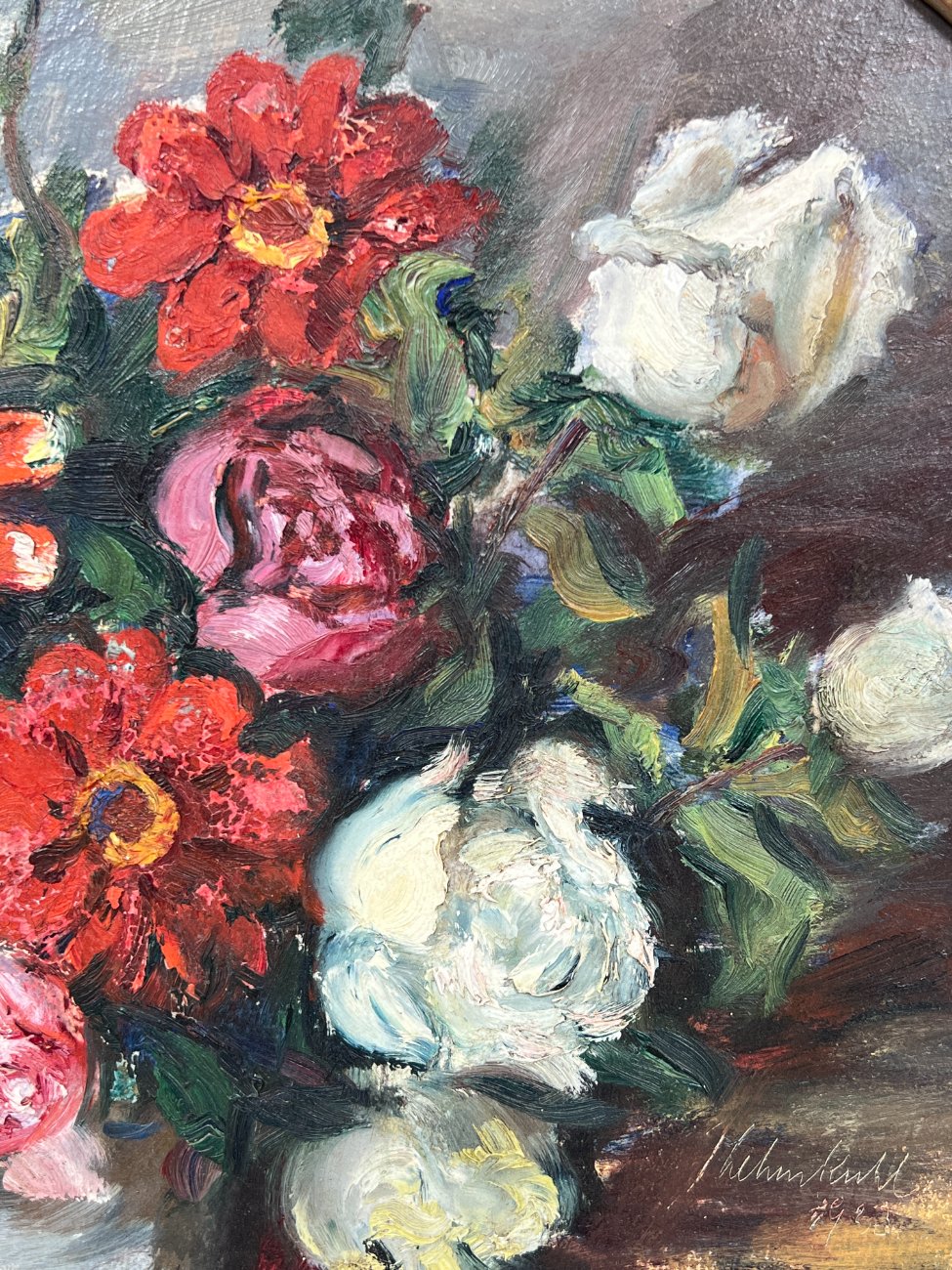 HN1345-natiurmortai-7 Ovalus gėlių puokštės natiurmortas riešutmedžio rėme 6,5x71x61 cm