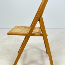 Medinė sulankstoma kėdė su ratano atlošu ir sėdimąja 50x44x82 cm, 46 cm