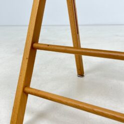 Medinė sulankstoma kėdė su ratano atlošu ir sėdimąja 50x44x82 cm, 46 cm