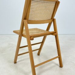 Medinė sulankstoma kėdė su ratano atlošu ir sėdimąja 50x44x82 cm, 46 cm