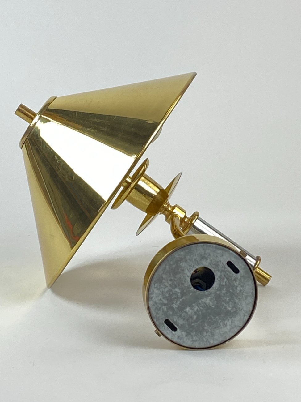 HN1398-sieniniai-sviestuvai-6 Metalinis sieninis aukso spalvos šviestuvas 32,5x25x30 cm