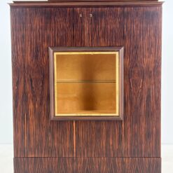 Mid Century komoda cu centrine įstiklinta dalimi 34×123,5×154,5 cm