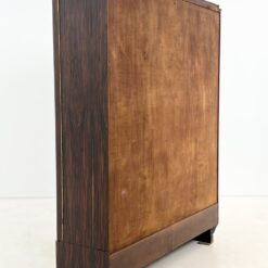 Mid Century komoda cu centrine įstiklinta dalimi 34×123,5×154,5 cm