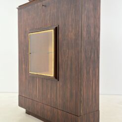 Mid Century komoda cu centrine įstiklinta dalimi 34×123,5×154,5 cm