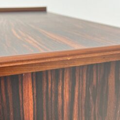 Mid Century juodmedžio lukšto pastatoma lentyna 40x80x62 cm