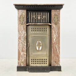 Art Nouveau stiliaus židinio apdaila iš marmuro ir metalo 51x93x125 cm