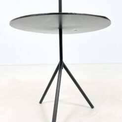 Modernus metalinis staliukas su medžio lukšto stalviršiumi 45x45x65 cm