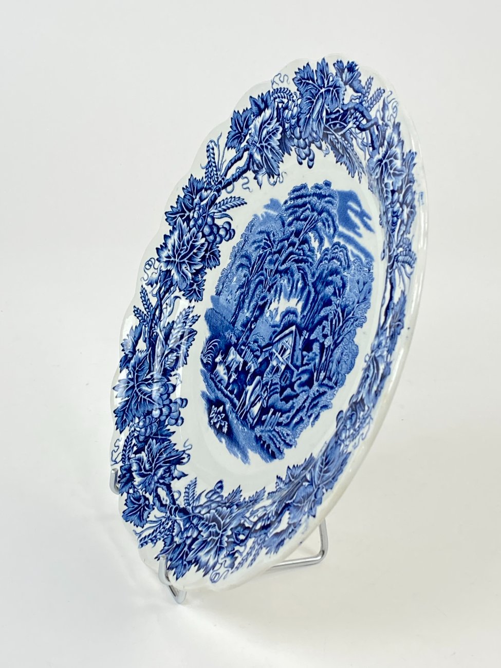 DM0216-lekstes-padeklai-tortines-4 Keramikinė Booths lėkštė “British Scenery” A8024 25x25x2,5 cm