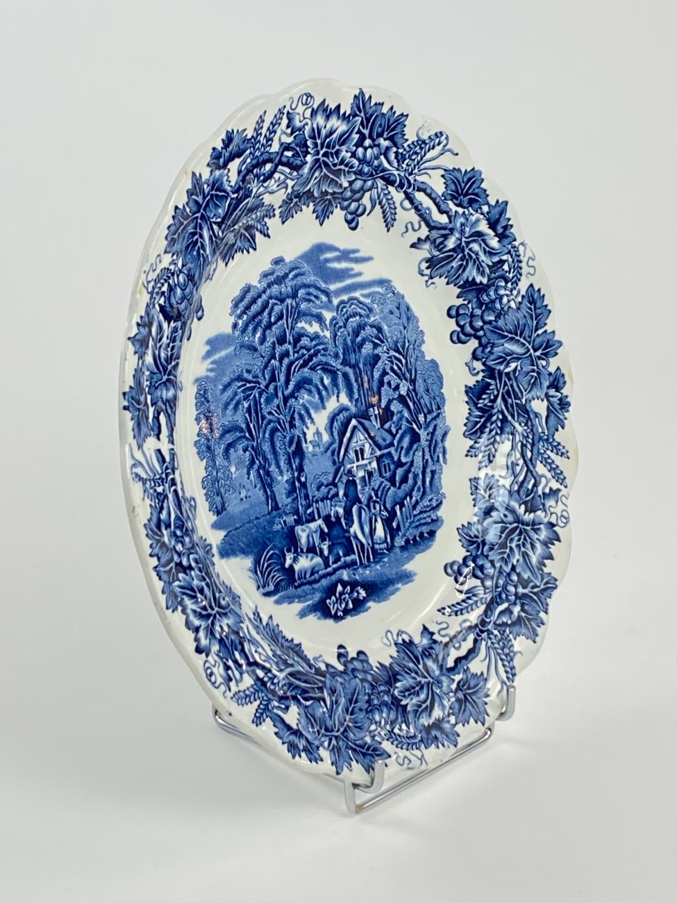 DM0217-lekstes-padeklai-tortines-3 Keramikinė Booths lėkštė “British Scenery” A8024 25x25x2,5 cm