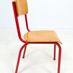 Raudonos spalvos metalinio rėmo kėdė 52x43x85 cm, 46 cm