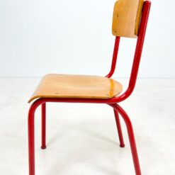 Raudonos spalvos metalinio rėmo kėdė 52x43x85 cm, 46 cm