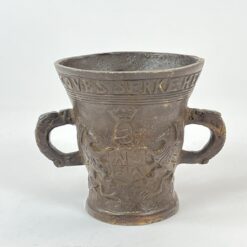 Žalvarinis bareljefinis indas su dviejomis rankenomis 11x15x12 cm