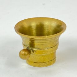 Žalvarinis indelis (prieskonių grūstuvė) 6,5x8x4,5 cm