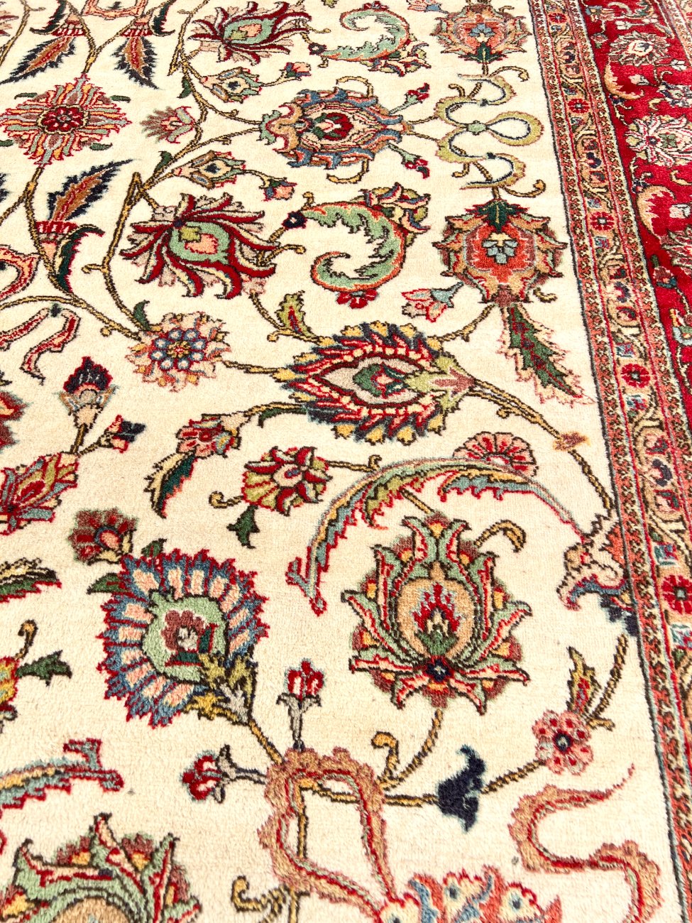 DN0466-kilimai-9 Vilnonis rankų darbo kilimas 360x251x0,3 cm