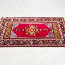 Vilnonis rankų darbo kilimas 190x96x0,4 cm